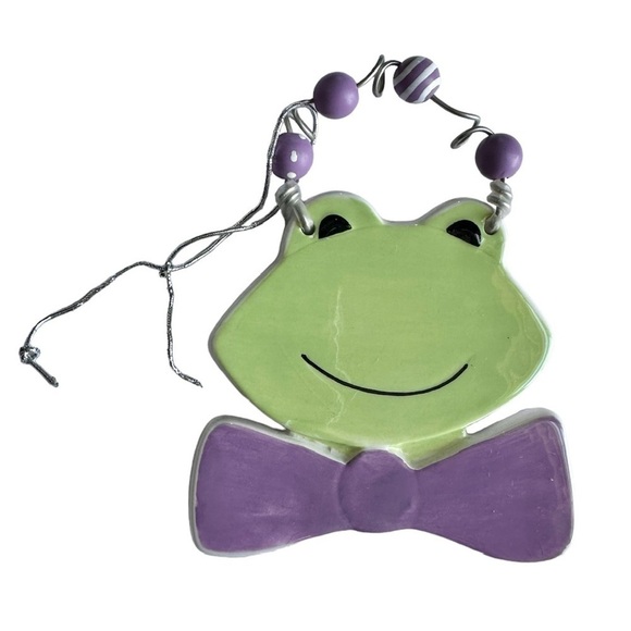 Department 56 Sandra Magsamen Frog Plaque Wall Hanging Ornament Green Purple Bow - Picture 1 of 6